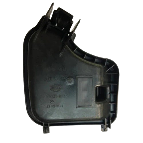 Freightliner HAL 224 389 026 Headlamp Cover, RH